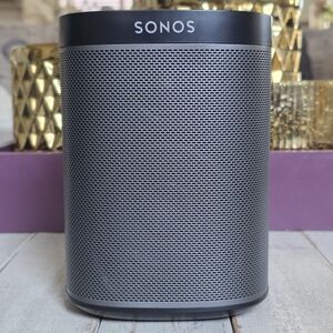 Sonos Play:1 WiFi Speaker, Black, Good Condition w/minor cosmetic details *READ*